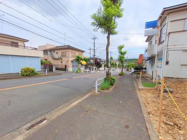 祝：成約済み　八王子市　南陽台　売地の前面道路含む現地写真|～仲介手数料無料☆八王子ひなた不動産～八王子市南陽台　売地