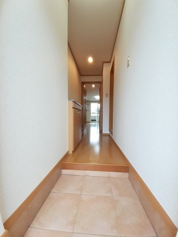 ジュネスの玄関