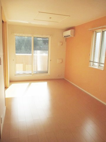 ヴィラージュの居間・リビング