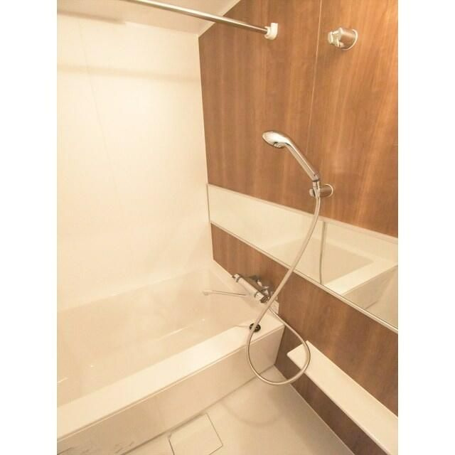 オーパスホームズ芝公園の浴室