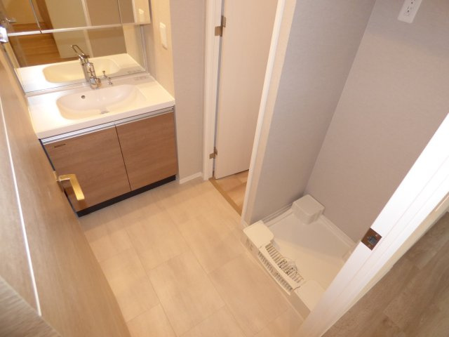 大阪市西区阿波座１丁目の賃貸マンションの洗面所