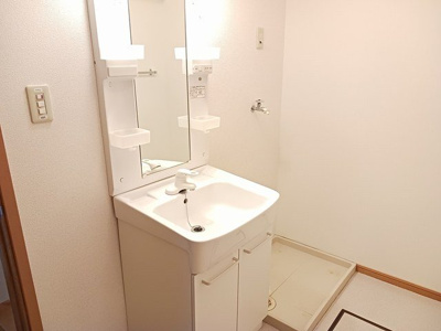 【洗面所】 | サントル城南