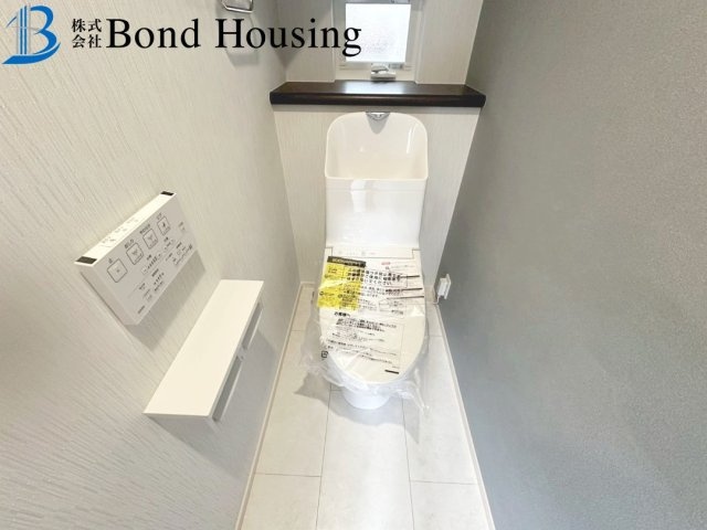 オール電化住宅　大久保町八木　新築限定1棟のトイレ