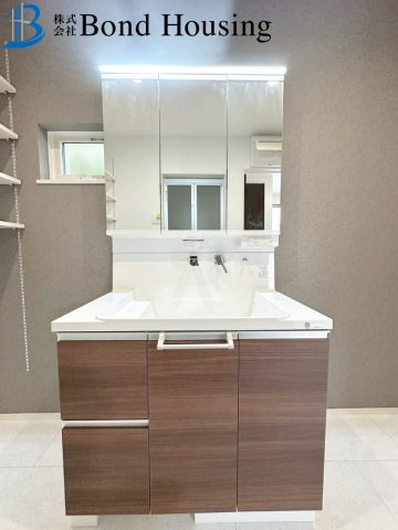 オール電化住宅　大久保町八木　新築限定1棟の独立洗面台