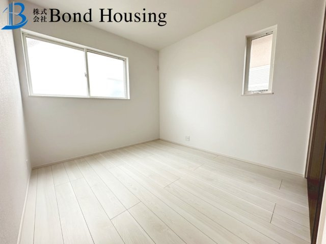 オール電化住宅　大久保町八木　新築限定1棟の洋室