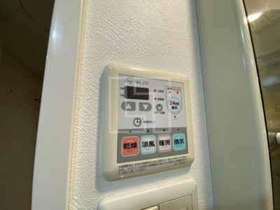 【設備】 | アーデン京町堀ウエスト | アーデン京町堀ウエスト　浴室換気乾燥暖房機