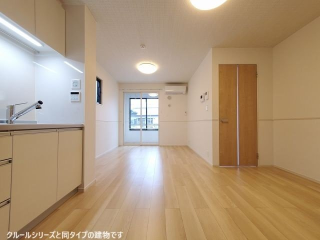 グラシアスの居間・リビング