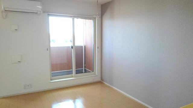 マードレ六番館の居間・リビング