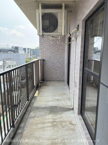 【バルコニー】