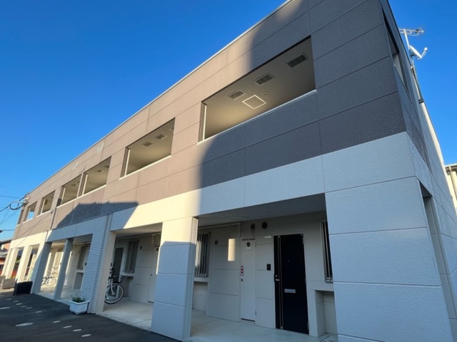 カーサブリランテ櫛原のエントランス|清潔なエントランス♪