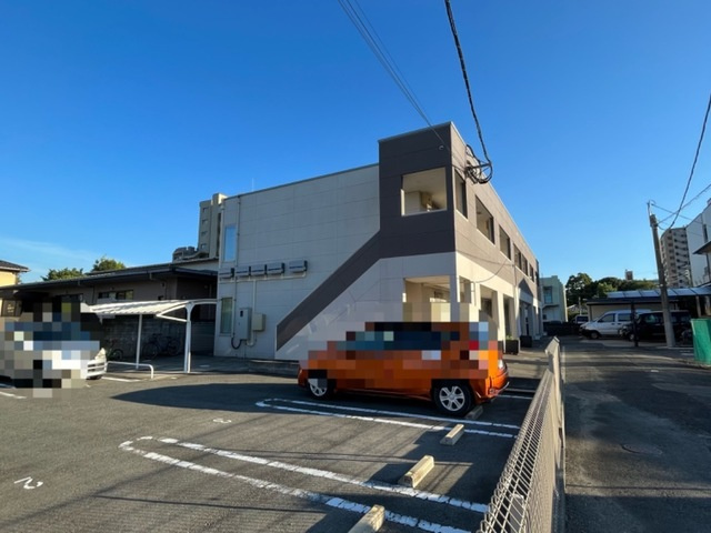 カーサブリランテ櫛原の駐車場|駐車スペースもあります☆