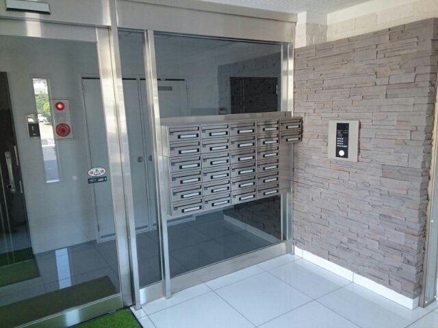 グレイスフル・Ｋのエントランス