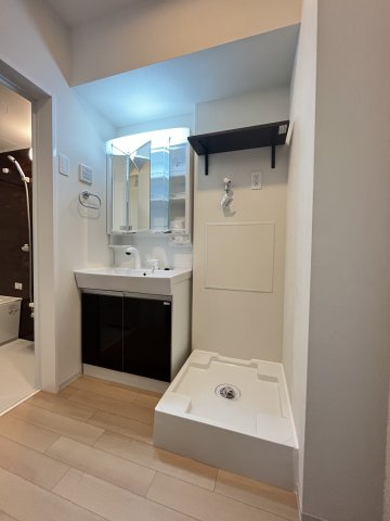 ベントルナータのトイレ|床材が異なります（イメージ）