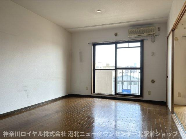 【居間・リビング】