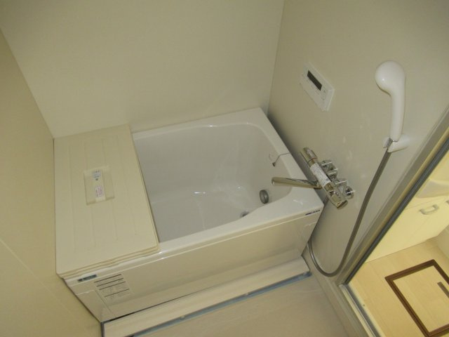 新長田駅前１ＬＤＫの浴室|きれいなお風呂です