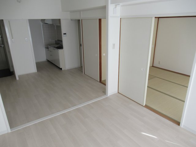 新長田駅前１ＬＤＫの居間・リビング|ゆったり過ごせる居間です