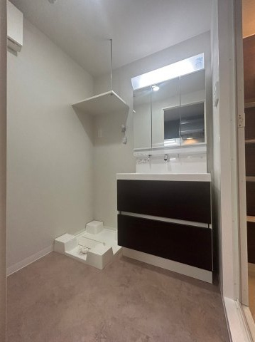 アクアコート大曽根　名古屋市賃貸　仲介手数料無料の洗面所|エントランス