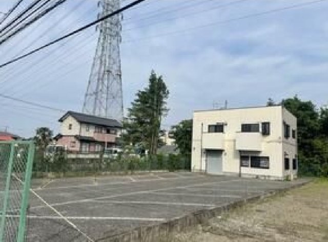 貸店舗事務所　小山市粟宮の駐車場