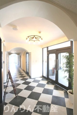 【ロビー】 | ニューDKハイツ | ゆとりのあるロビーです