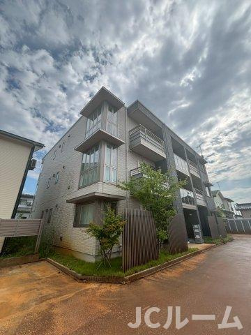 柏崎市松美１丁目のアパート