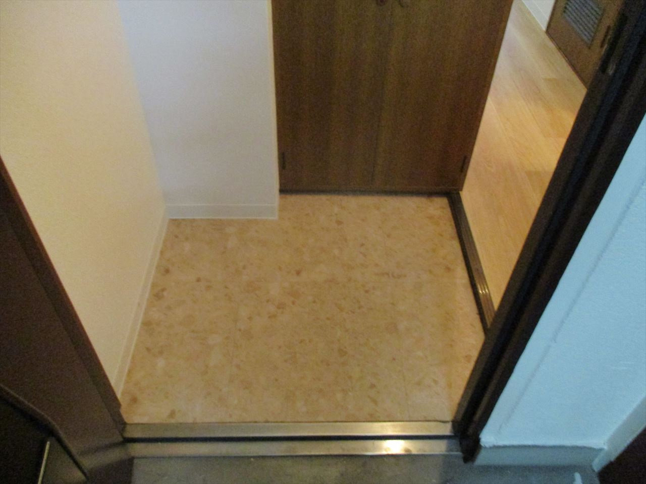 サンセリテ|名古屋市の賃貸ならMy賃貸の玄関|サンセリテ