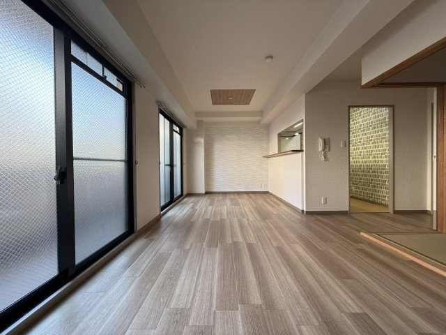 アルティジア・レジデンス緑地の居間・リビング