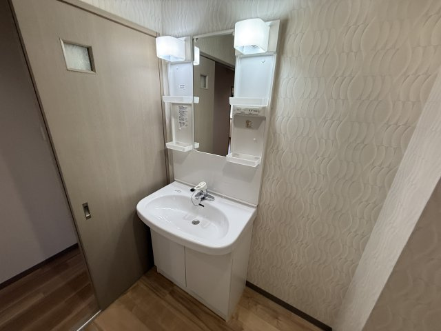 アルティジア・レジデンス緑地の独立洗面台