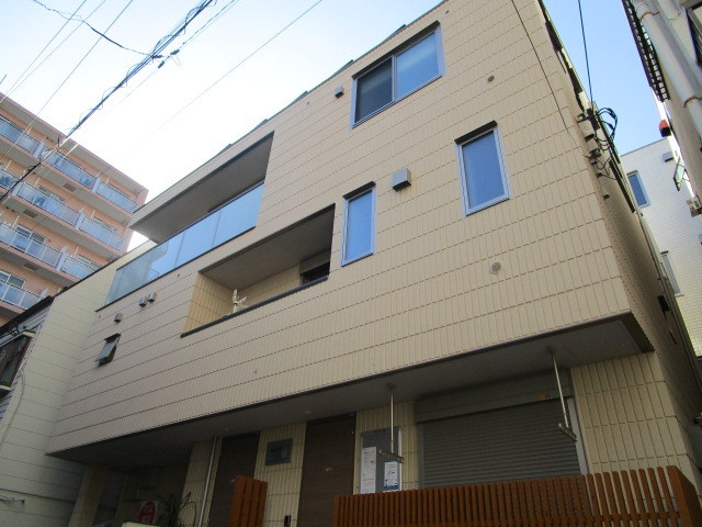 ＧＬＯＲＩＡの外観