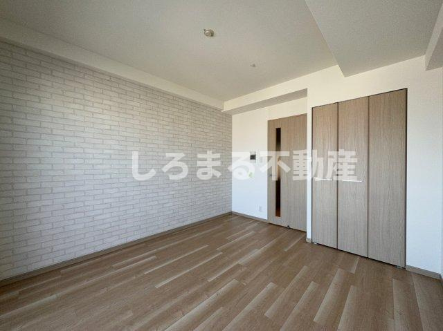 スプランディッド九条駅前の居間・リビング