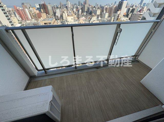 スプランディッド九条駅前のバルコニー