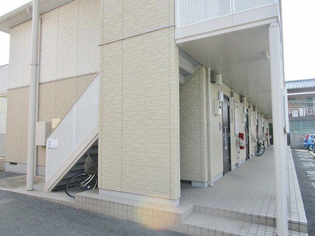 レジデンス竹富Ⅲのエントランス