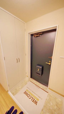 【玄関】 | ビラ・フラワーヒル