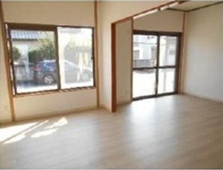 中古戸建　熊谷市日向1355-14（リフォーム住宅）の居間・リビング