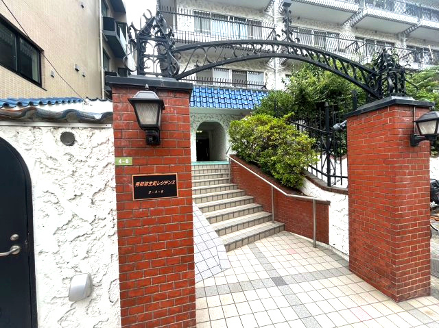 【エントランス】