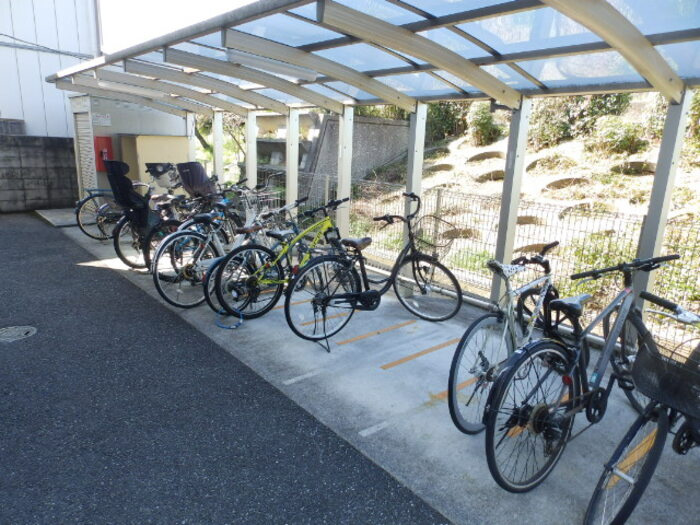 コモド伊勢崎Ⅱの設備|駐輪場