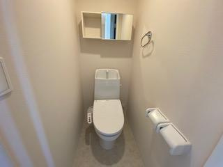 【トイレ】 | Front du lac（フロン　デュ　ラック） | シャワー付トイレ