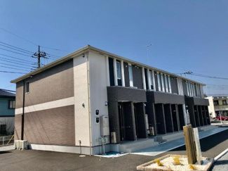 【外観】 | Front du lac（フロン　デュ　ラック） | 外観写真（昼）