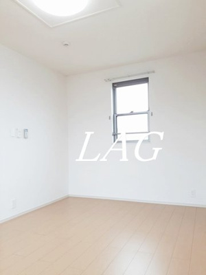 【寝室】 | パインコート | 寝室です。