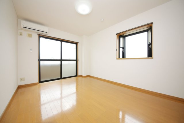 コスモなかねの内装