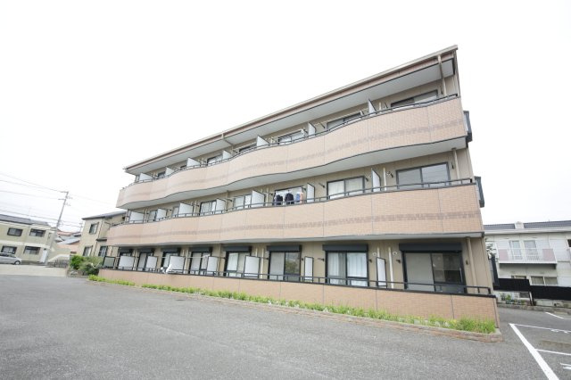 コスモなかねの外観