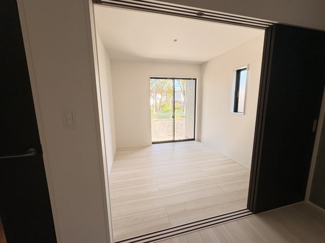 神戸市垂水区神陵台8丁目新築戸建の洋室