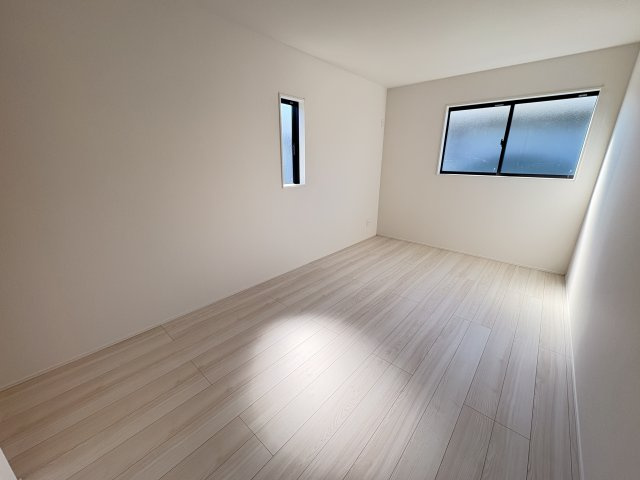 神戸市垂水区神陵台8丁目新築戸建の洋室