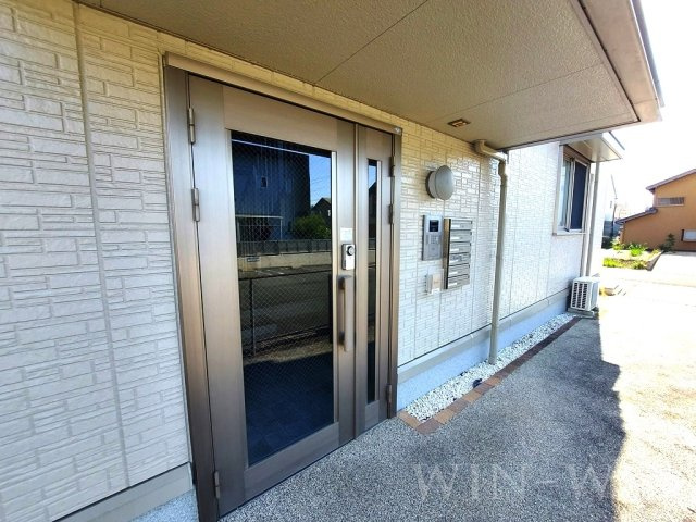 ノワール北島のエントランス