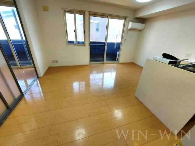 ノワール北島の居間・リビング