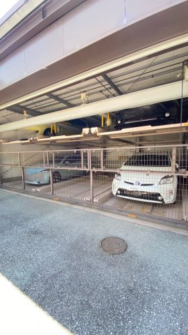 プリオーレ苦楽園の駐車場|駐車場