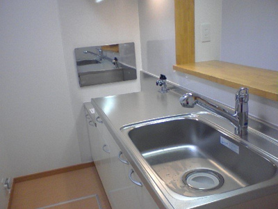 【キッチン】 | ソフィアヒルズ | コンパクトなキッチンで掃除もラクラク