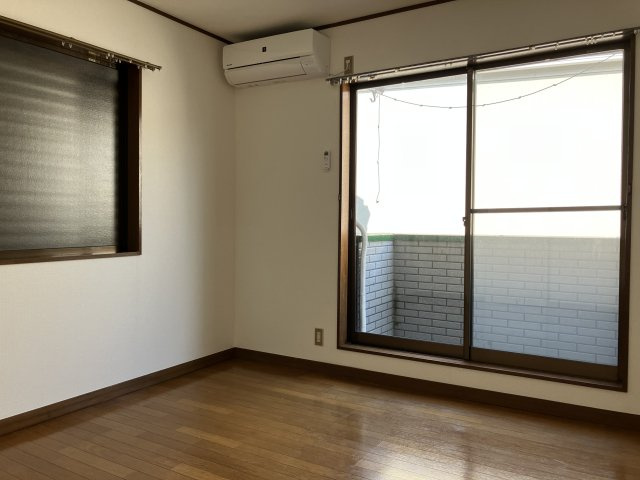 ラ・フランスハイツの居間・リビング