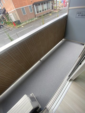【バルコニー】
