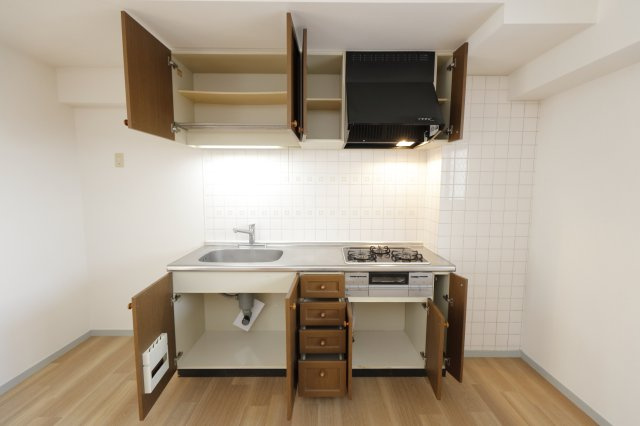 コスモリード篠崎駅前のキッチン