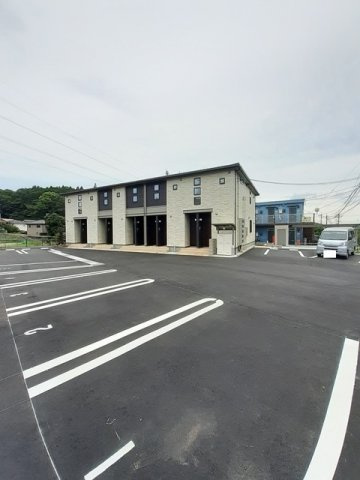 ＬｕｍｉｎａｒｅⅠ（アイ）の駐車場